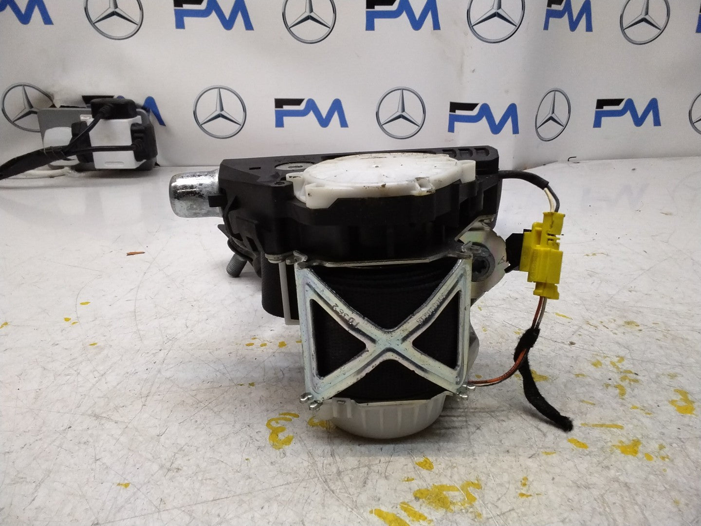 MERCEDES BENZ R CLASS W251 REAR RIGHT HAND SIDE SEAT BELT A2518608085 FMS393 OSR