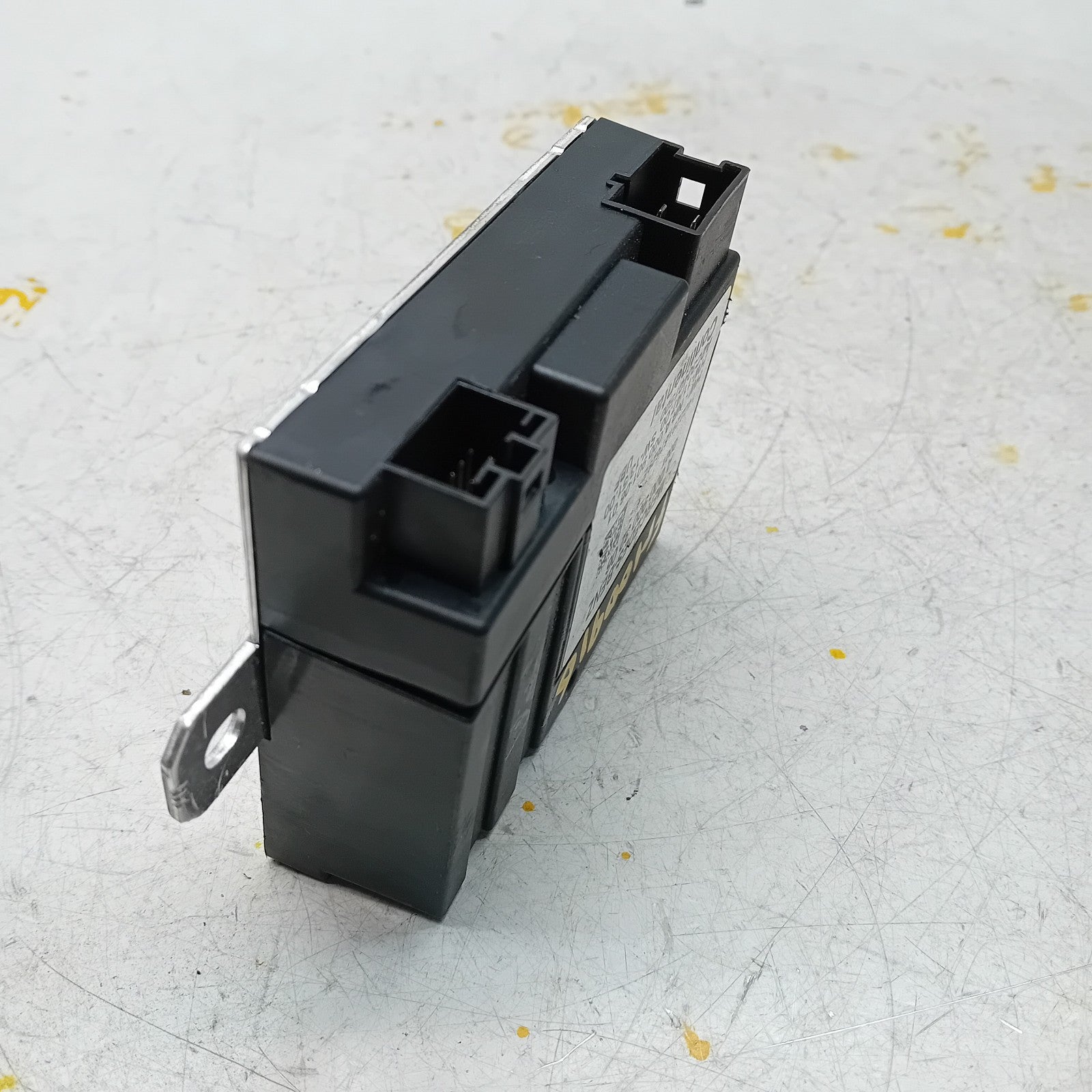 MERCEDES C-CLASS W205 FUEL PUMP CONTROL MODULE A0009003206 FM00916
