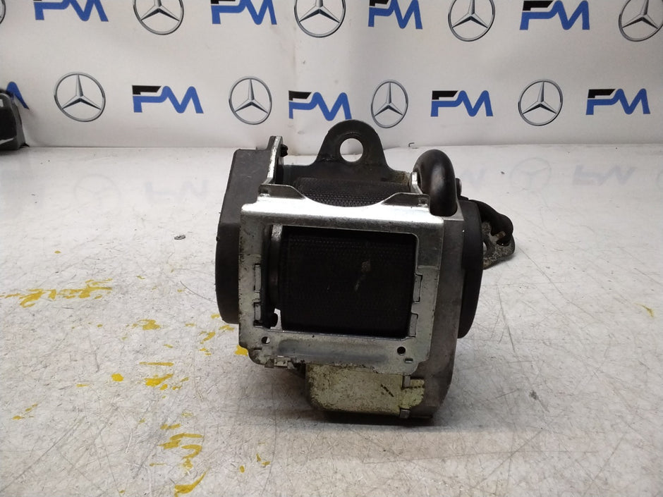 MERCEDES BENZ W169 A CLASS REAR SEAT BELT RIGHT SIDE A1698600685 FMS361 OSR