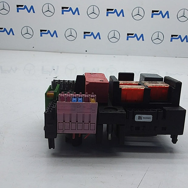 MERCEDES BENZ E-CLASS W213 FUSE BOX RELAY A2139068701 FMF62