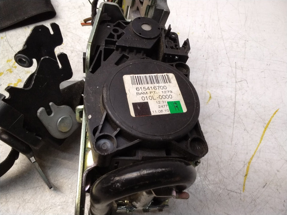 MERCEDES BENZ E-CLASS W207 FRONT SEAT BELT RIGHT SIDE A2078604285 FMS437 OSF