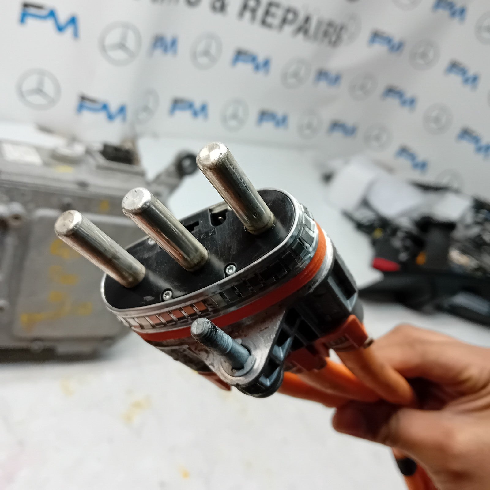 MERCEDES GLE HYBRID BATTERY TRANSMISSION CONTROL UNIT A2769004201 FM001132