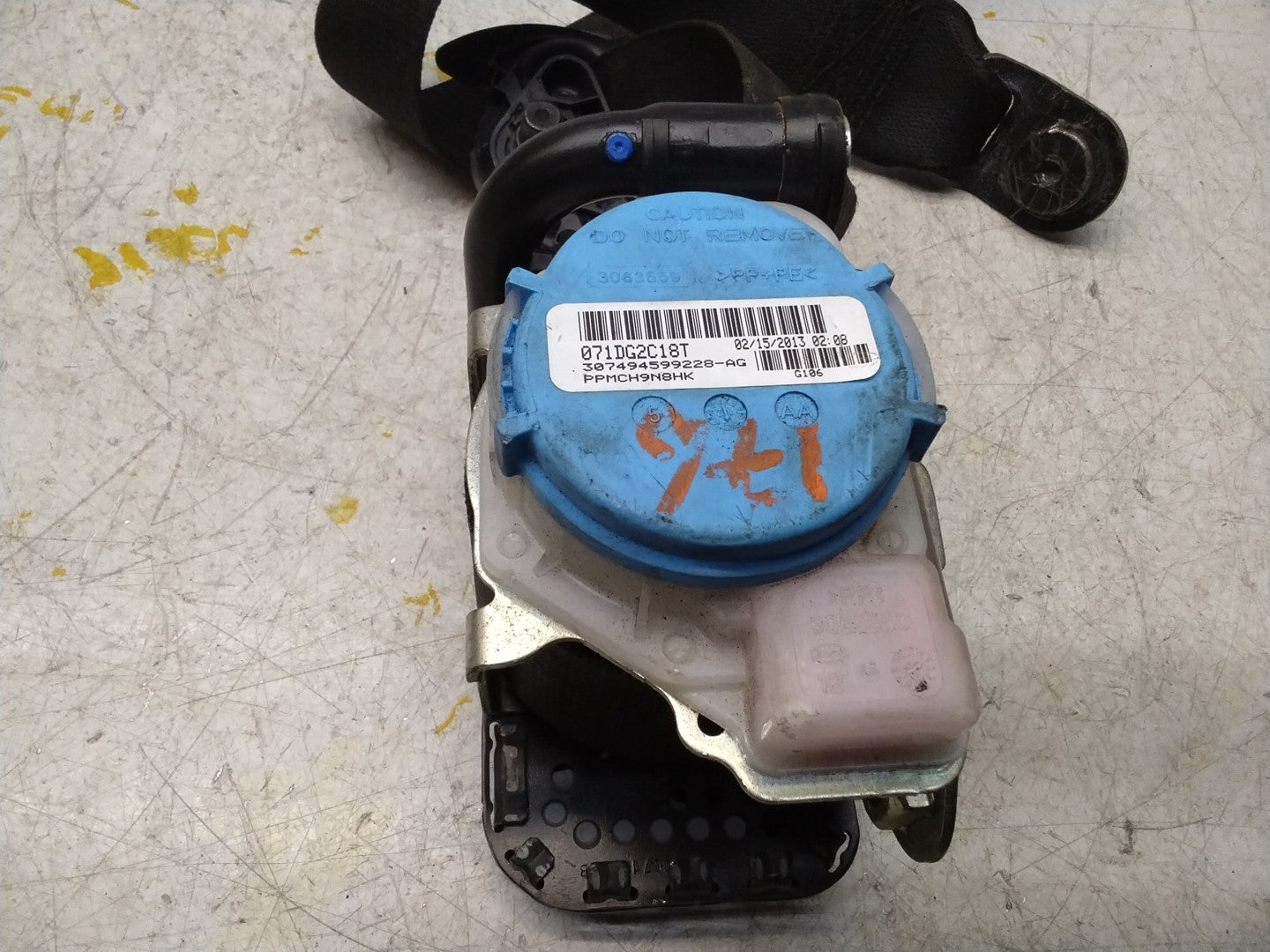 MERCEDES A CLASS SEAT BELT FRONT RIGHT A1768600285 W176 FMS183 OSF