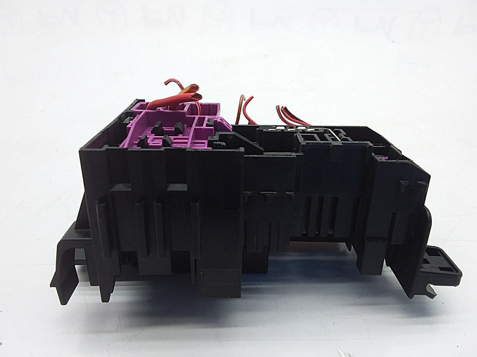 MERCEDES C CLASS FUSE RELAY BOX A2059067200 W205 2014 -2021 FMF18