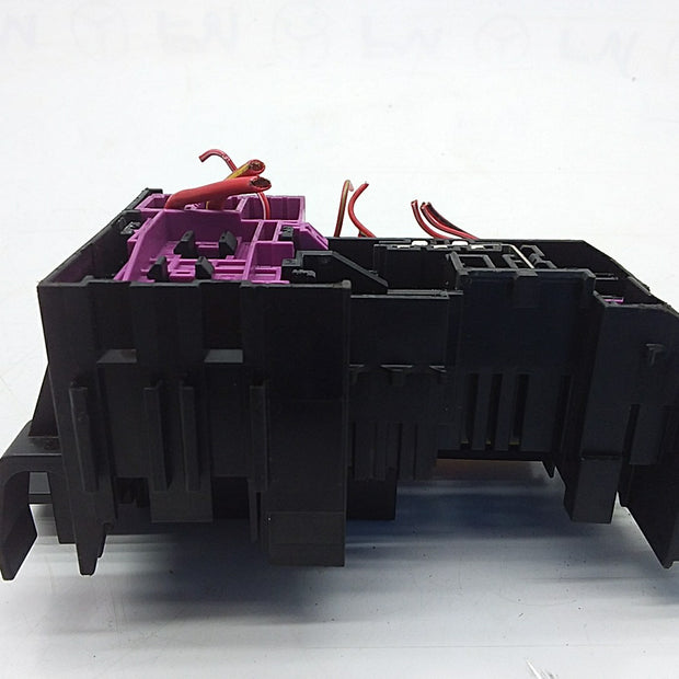MERCEDES C CLASS FUSE RELAY BOX A2059067200 W205 2014 -2021 FMF18