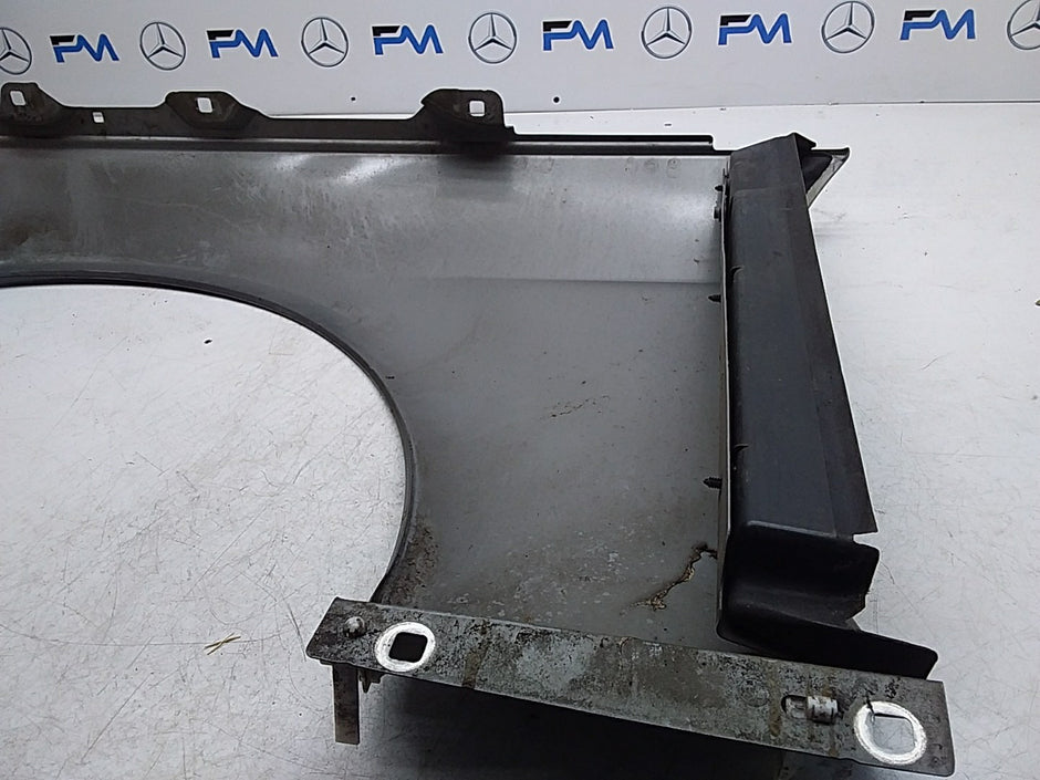 MERCEDES  E-CLASS W212 OS RIGHT DRIVER SIDE WINGS FMW25 A2128610201
