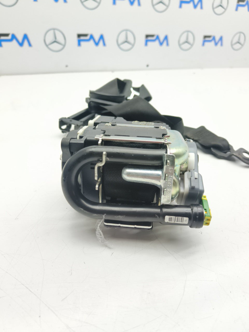 MERCEDES E CLASS W212  SEAT BELT FRONT LEFT PASSENGER SIDE A2128600786 FMS23 NSF