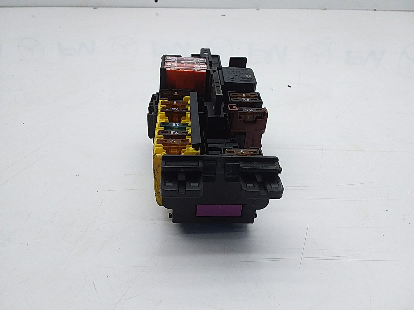 MERCEDES C CLASS FUSE RELAY BOX A2059067200 W205 2014-2021  FMF13