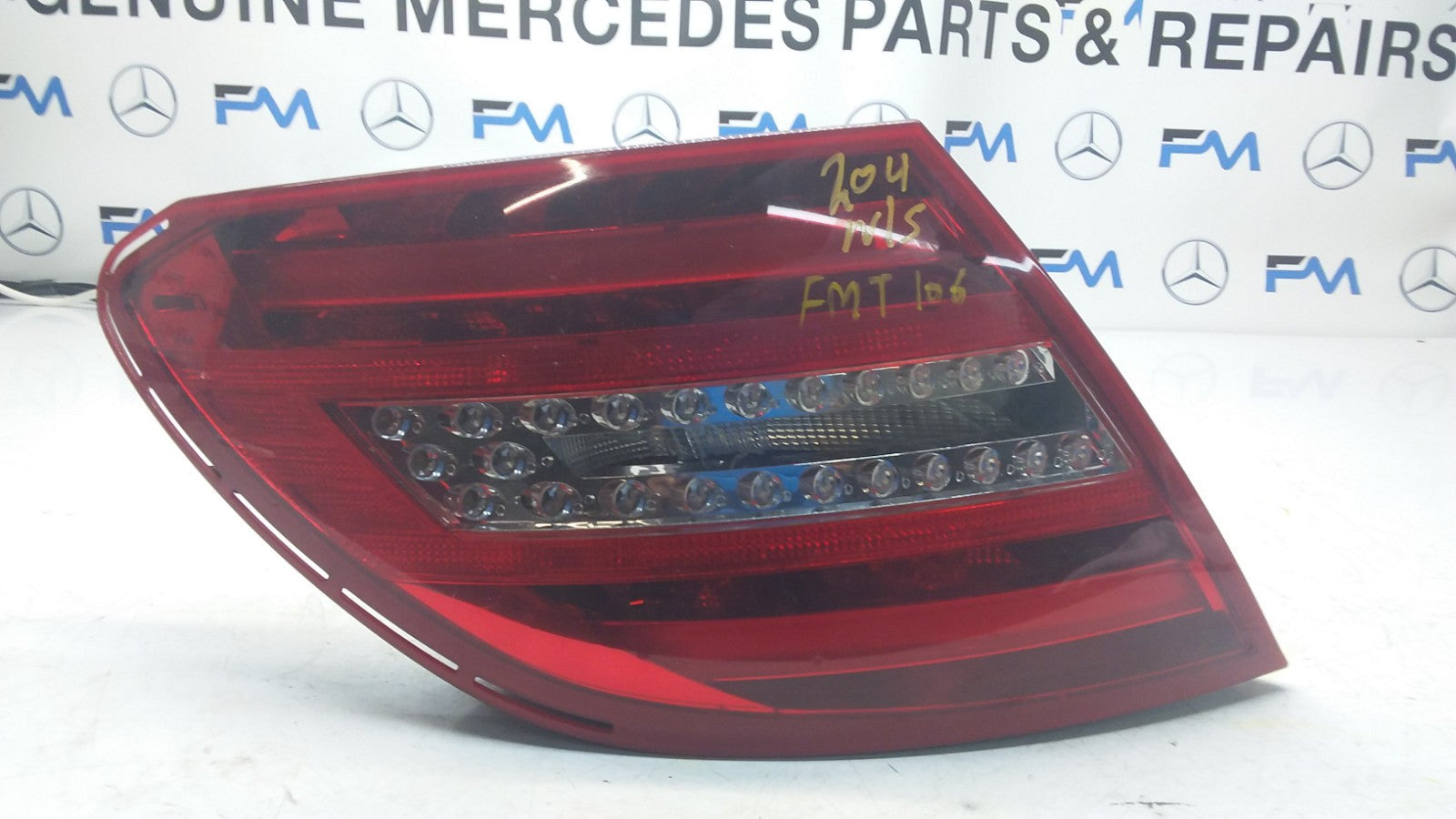MERCEDES C-CLASS W204 PASSENGER SIDE NS REAR TAIL LIGHT A2048205464 2011 FMT106