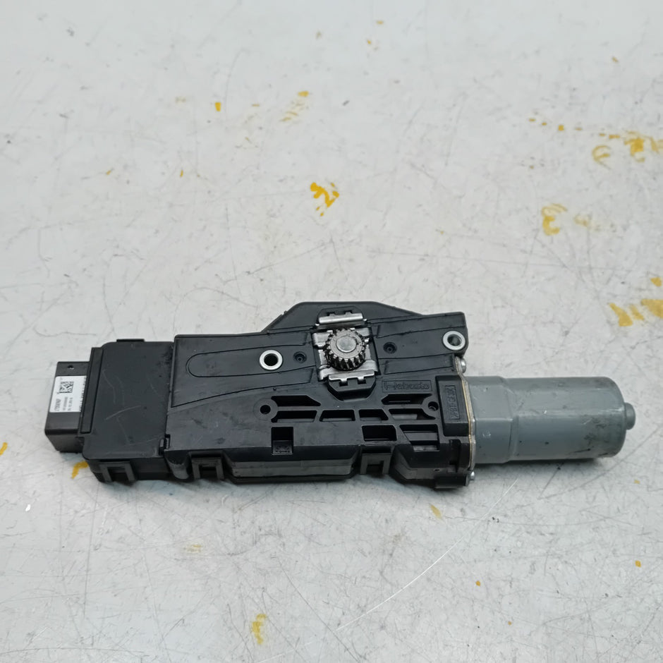 MERCEDES BENZ E-CLASS W213 2017 SUNROOF MOTOR  A2139062104 FM00939