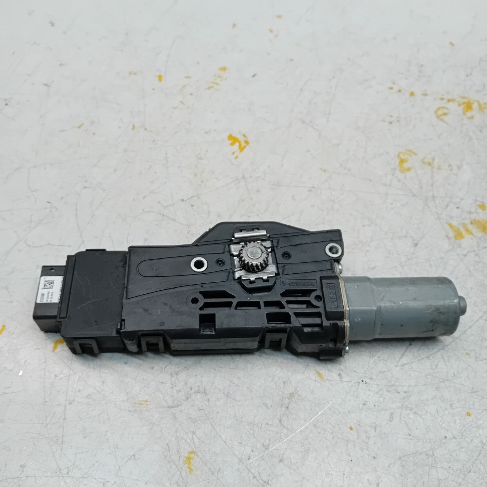 MERCEDES BENZ E-CLASS W213 2017 SUNROOF MOTOR  A2139062104 FM00939