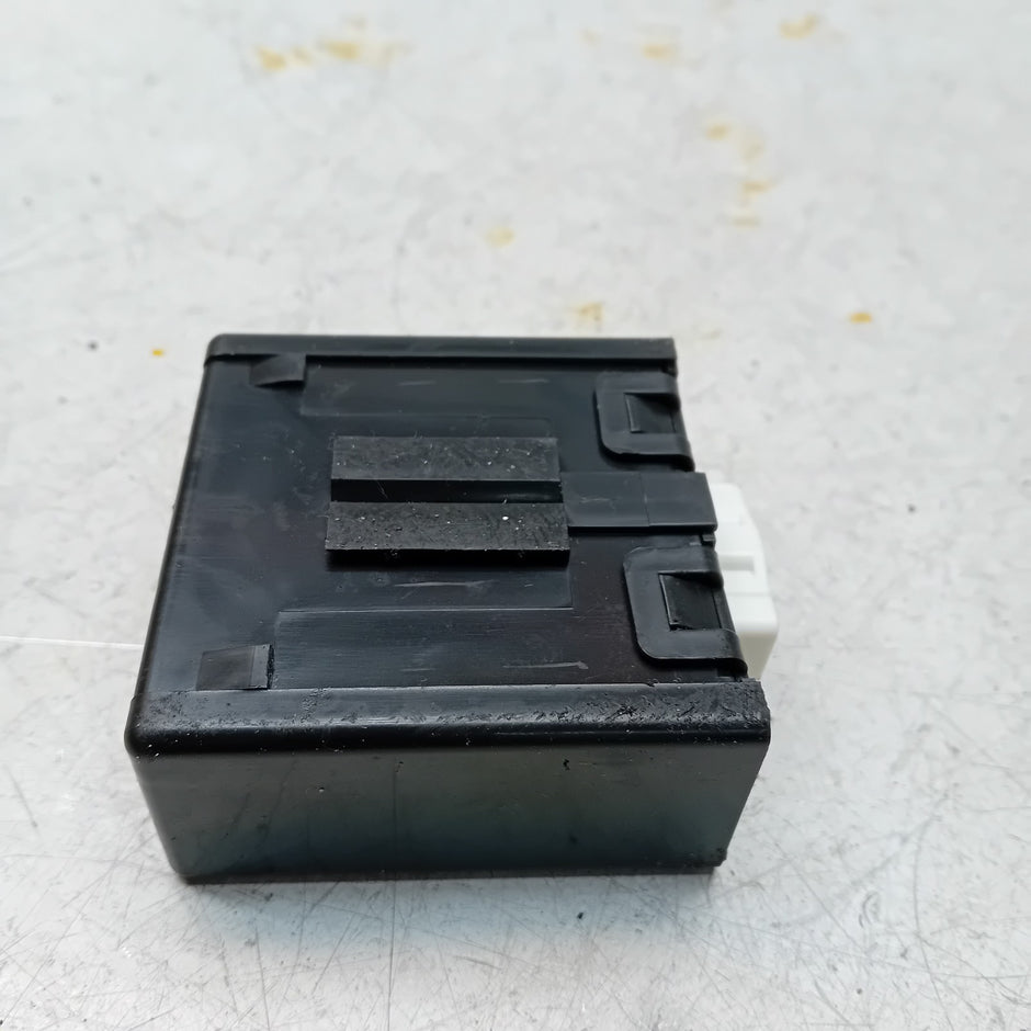 MITSUBISHI OUTLANDER 2015-19 FOUR WHEEL DRIVE CONTROL MODULE 8631A955 FM00960