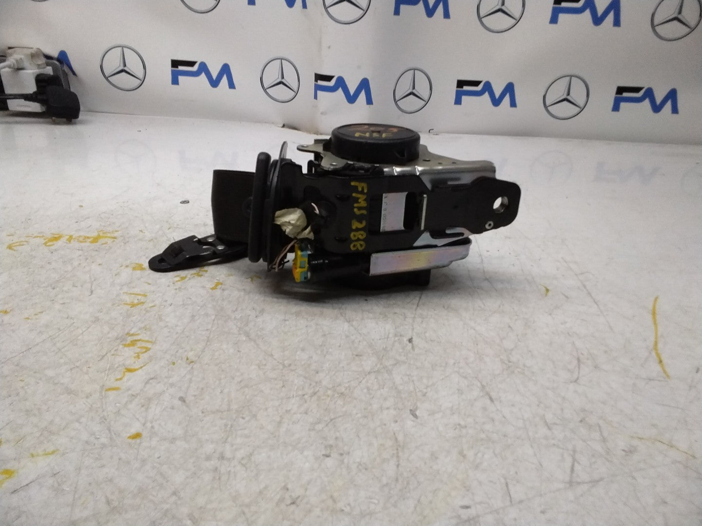 MERCEDES C-CLASS W205 SEAT BELT FRONT PASSENGER LEFT SIDE A2058600185 FMS288 NSF