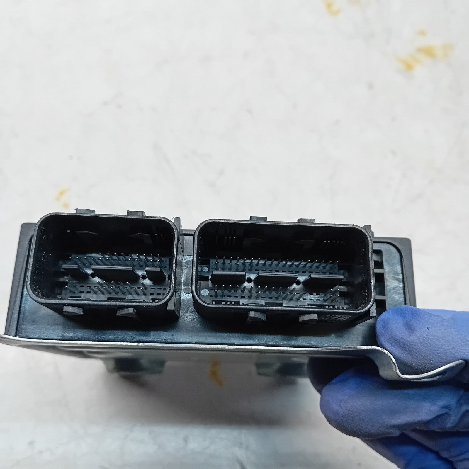 LANDROVER DISCOVERY SPORT 2016 RESTRAINT CONTROL MODULE J9C3-14D374-AJ FM00872