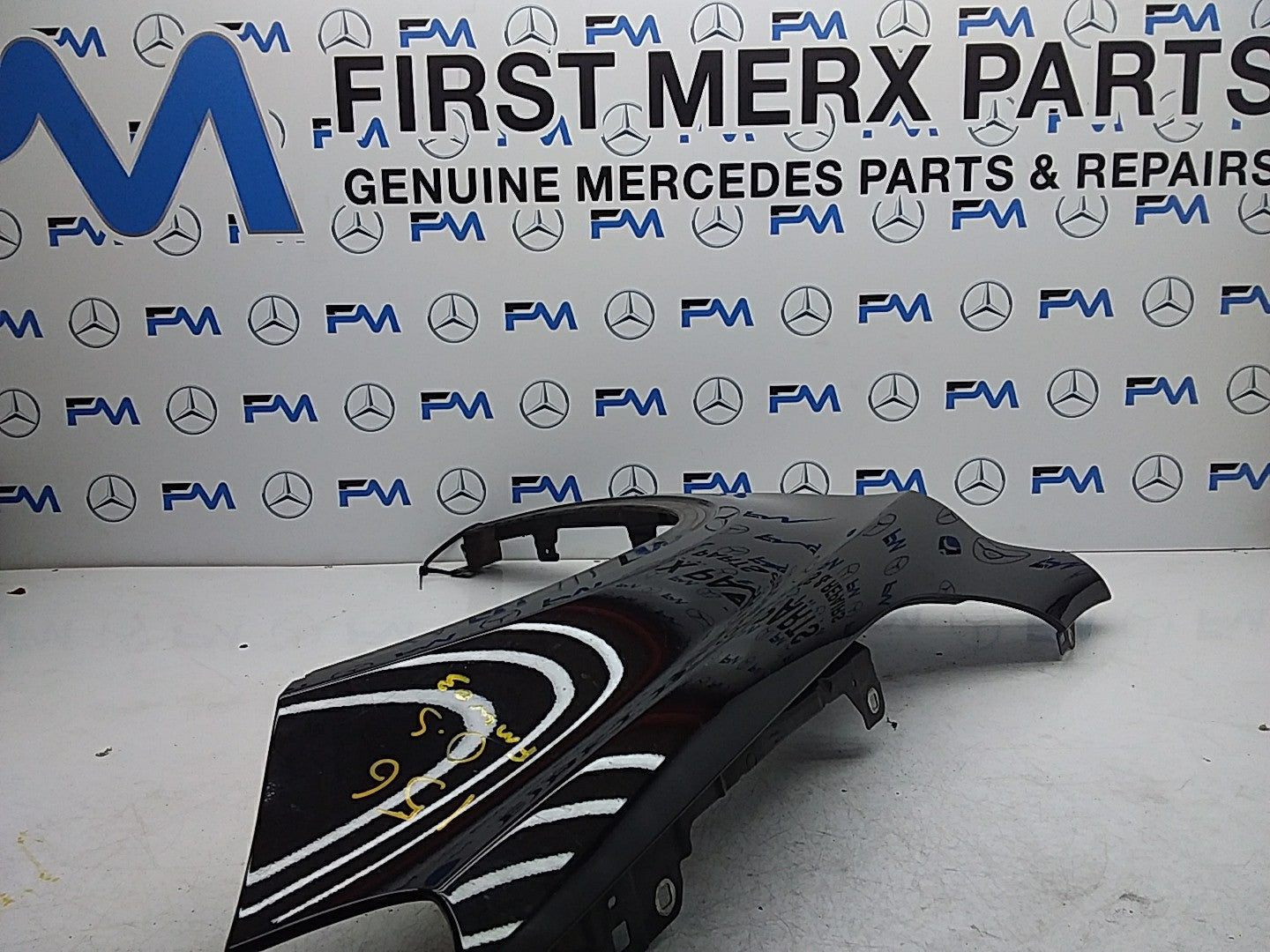 MERCEDES BENZ GLA W156 OS RIGHT DRIVER SIDE WINGS A1568810214 FMW03