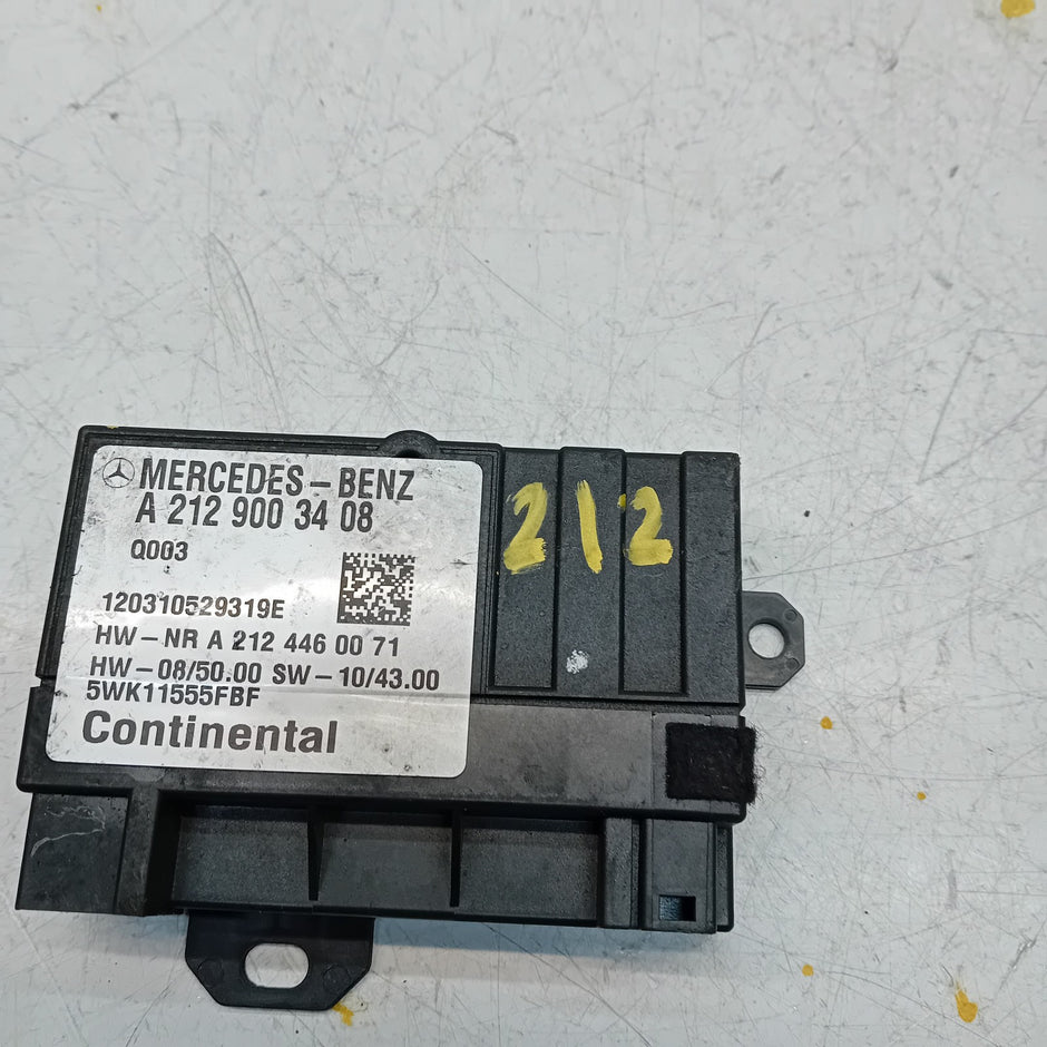 Mercedes  E-CLASS W212 Fuel Pump Module Control Unit A2129003408 FM00864