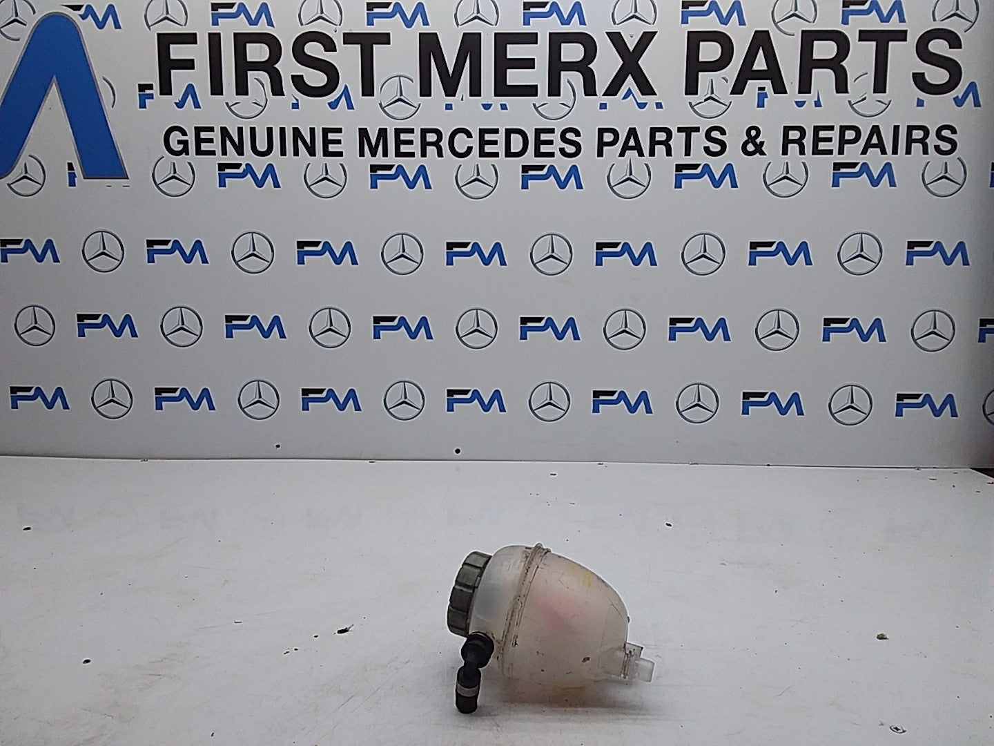 MERCEDES BENZ S-CLASS W222 COOLANT EXPANSION TANK 2014ONWARDS A2225000549 FMC108
