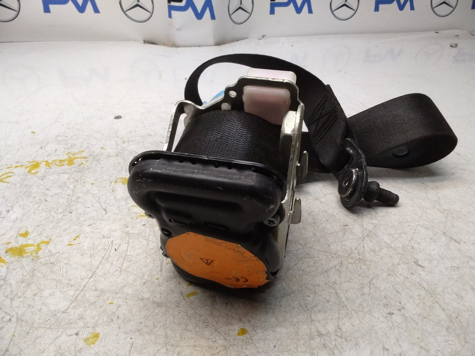 MERCEDES A CLASS SEAT BELT FRONT RIGHT A1768600285 W176 FMS183 OSF