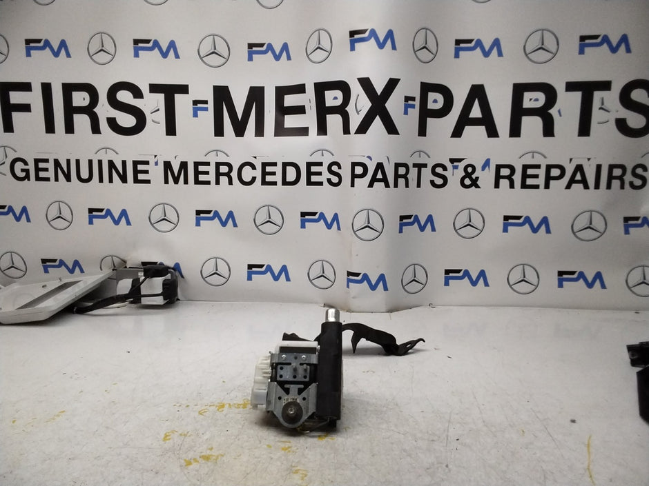 MERCEDES GL CLASS W164 REAR SEAT BELT LEFT A2018680222 FMS423 NSR