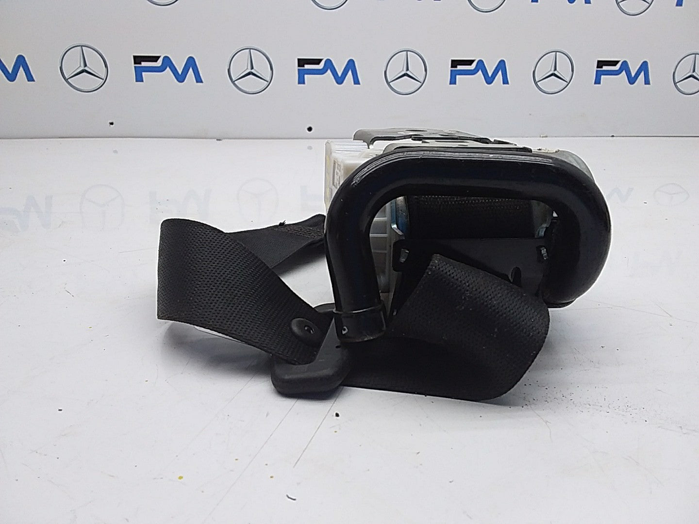 MERCEDES C CLASS W205 REAR PASSENGER SIDE N/S/R SEAT BELT A2058600585 FMS11