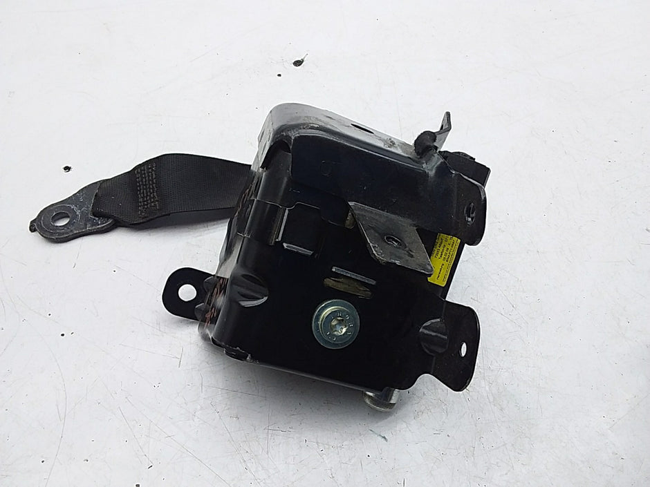 MERCEDES C-CLASS W204 SEAT BELT REAR LEFT PASSENGER SIDE A2046301731 FMS203 NSR