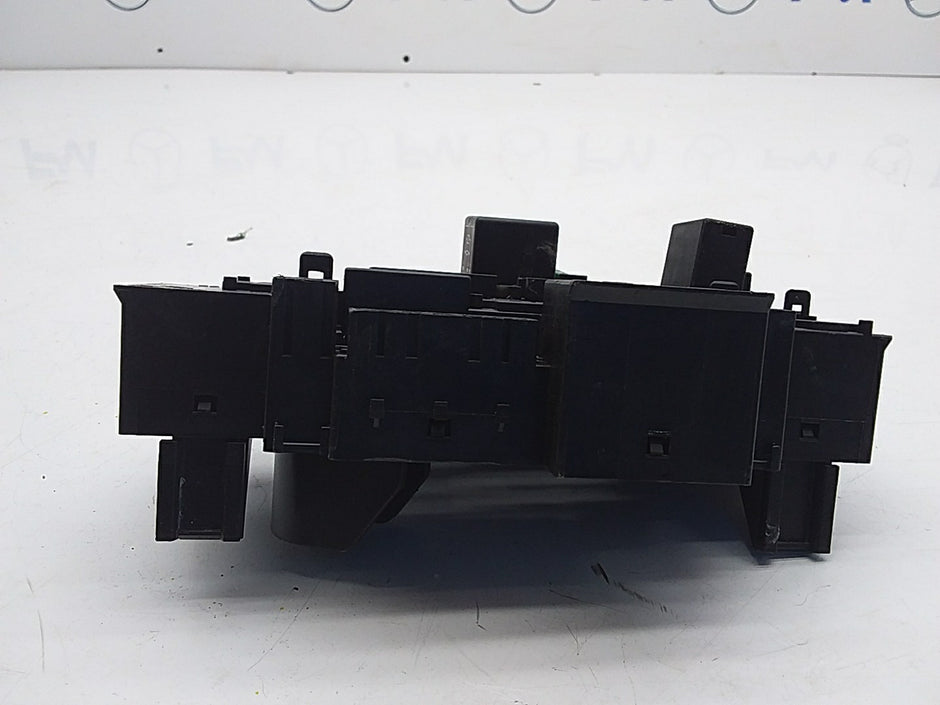 MERCEDES BENZ S-CLASS W222 2014 -2021 FUSE RELAY BOX A2229063202  FMF53