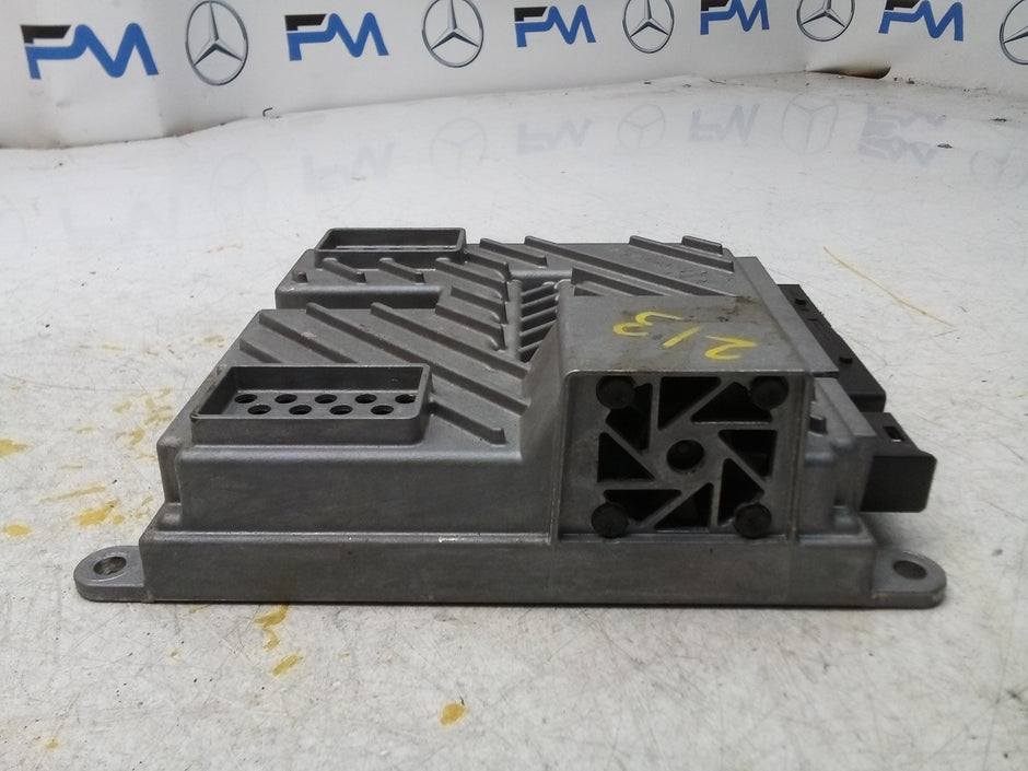 MERCEDES BENZ E-CLASS W213 SOUND SYSTEM AMPLIFIER A2139003822 FM00800
