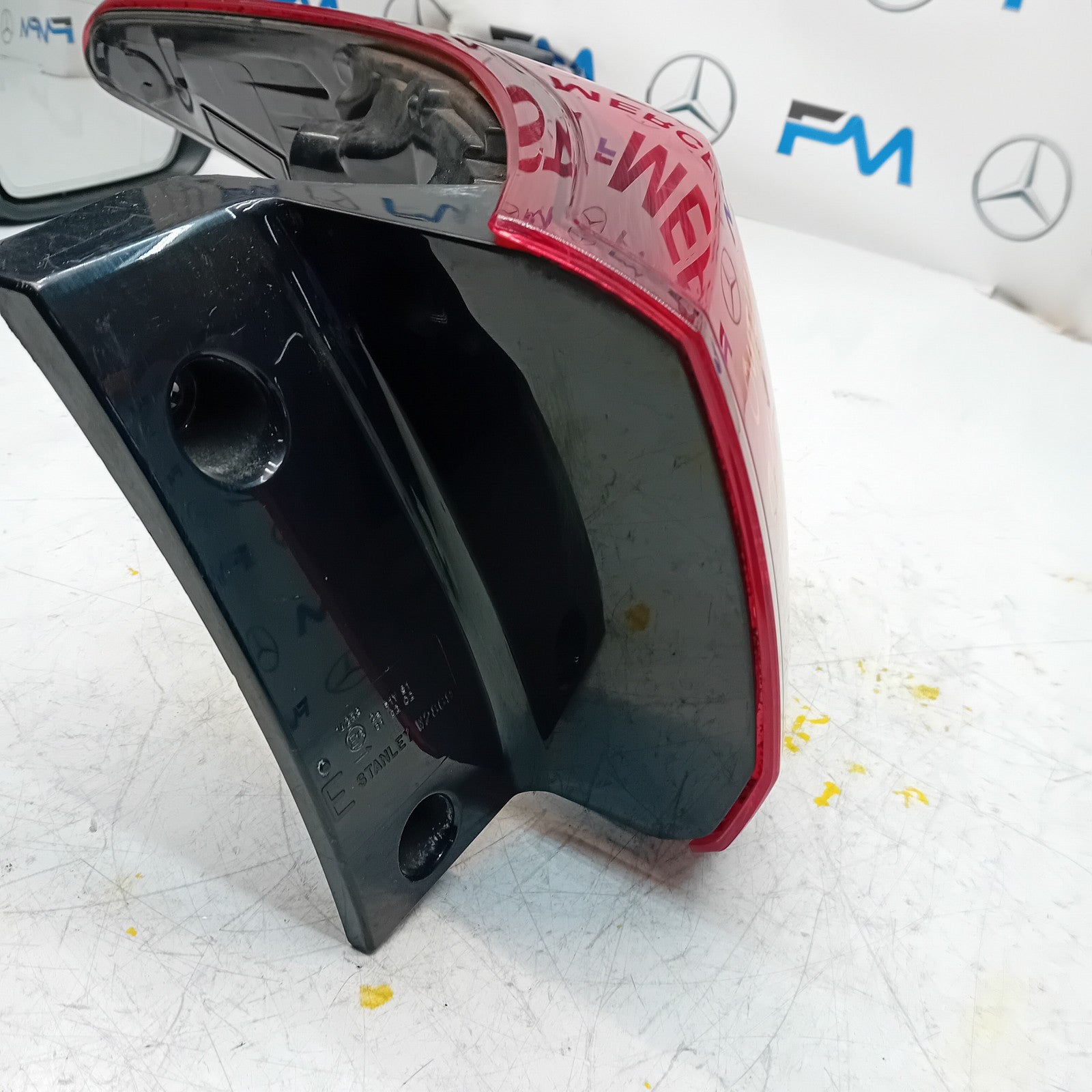 MITSUBISHI OUTLANDER MK3 2015-19 DRIVER SIDE OS OUTER REAR TAIL LIGHT FMT147