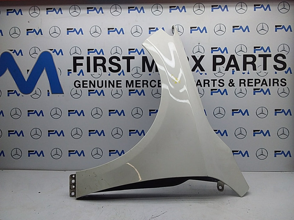 MERCEDES  BENZ CLA W117 NS LEFT PASSENGER SIDE WINGS  FMW12  A1178890000