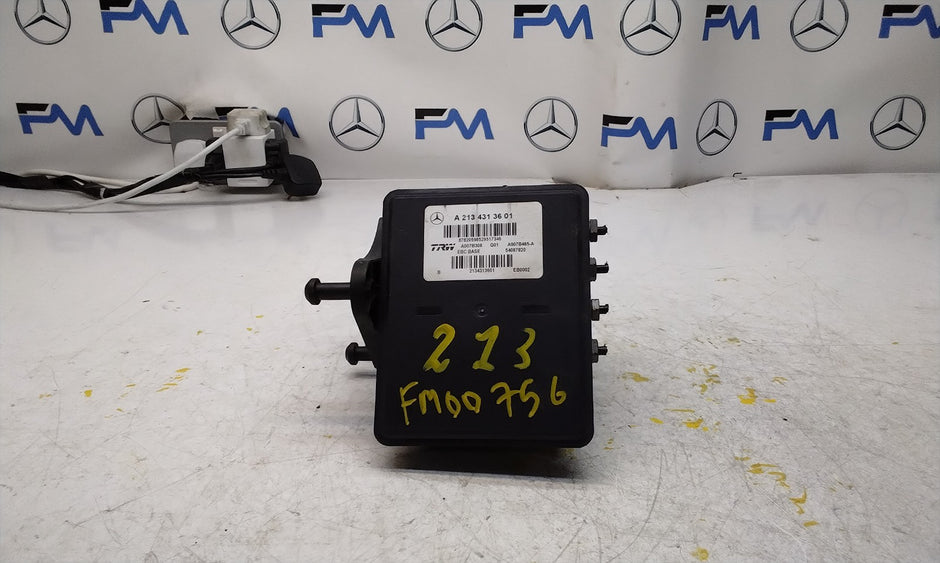 MERCEDES E-CLASS W213 ABS PUMP MODULE CONTROL UNIT A2134313601 FM00756