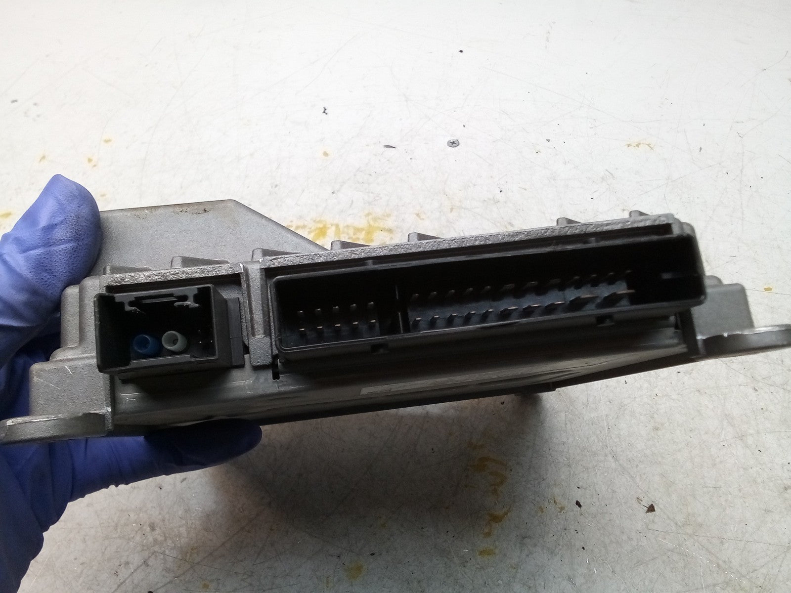 MERCEDES BENZ E-CLASS W213 SOUND SYSTEM AMPLIFIER A2139003822 FM00800