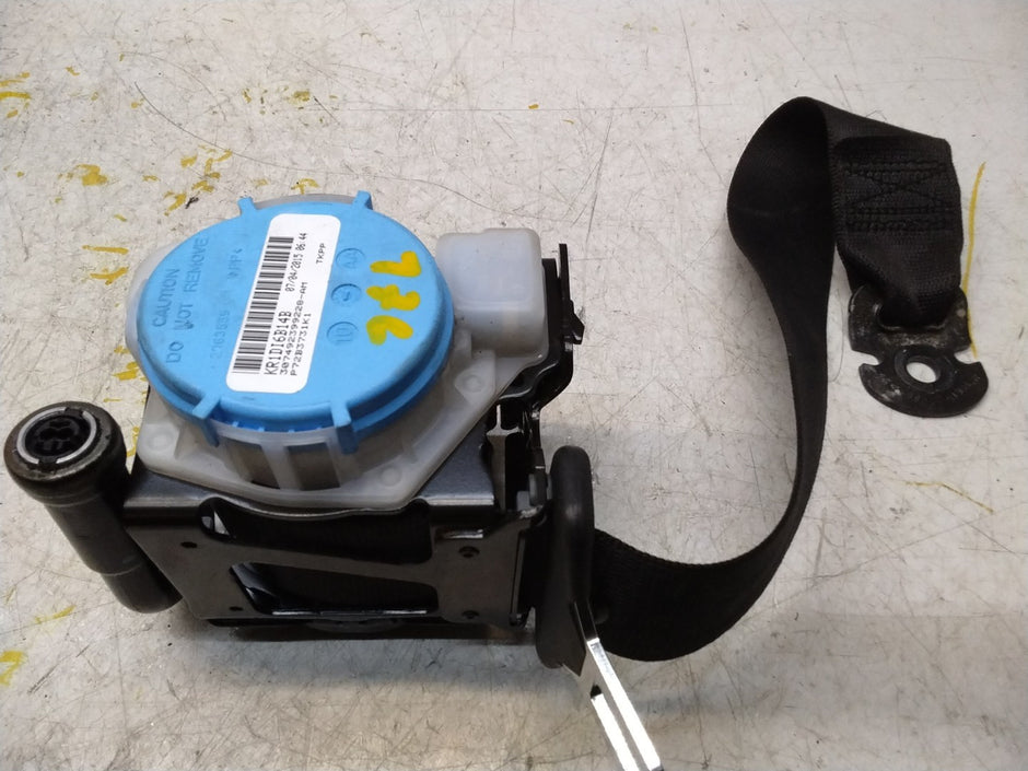 MERCEDES A CLASS W176 REAR L / R SIDE SEAT BELT A1768602385 FMS194 NSR OSR