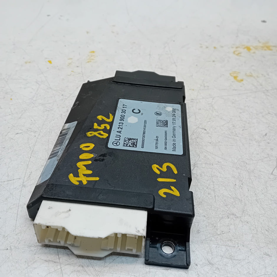 MERCEDES E CLASS IGNITION CONTROL MODULE ECU A2139003017 W213 FM00852