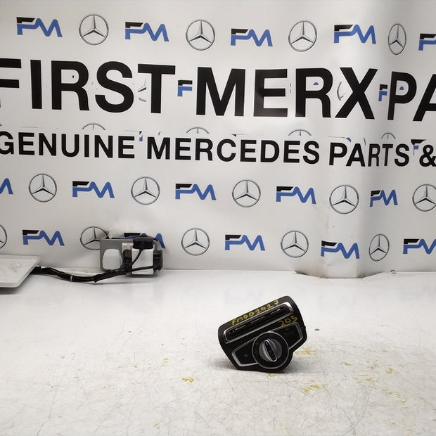 MERCEDES C-CLASS W205 HEADLIGHT CONTROL SWITCH 2014-2020 A2059051810 FM001017