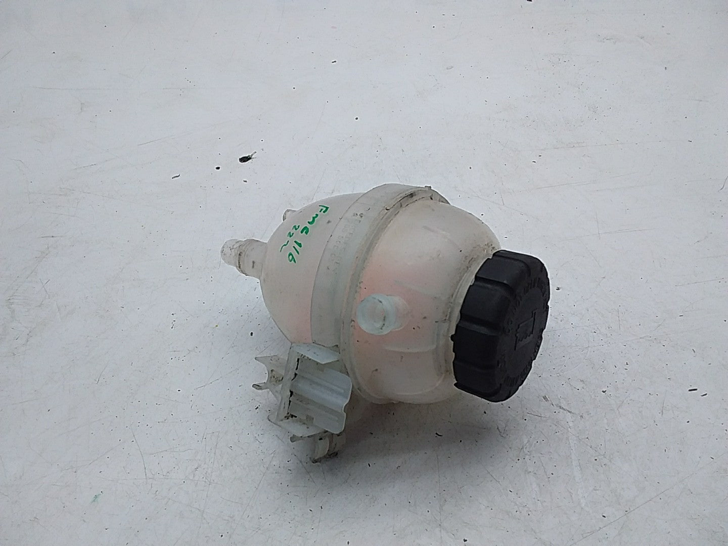 MERCEDES BENZ S-CLASS W222 COOLANT EXPANSION TANK 2014ONWARDS A2225000549 FMC115