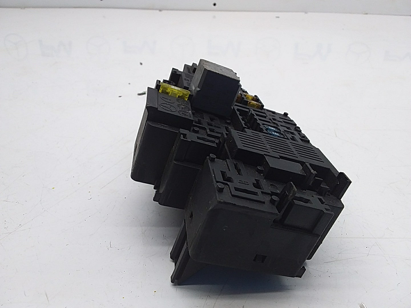 MERCEDES E CLASS FUSE RELAY BOX A2139062202 W213 2016 ONWARDS FMF55