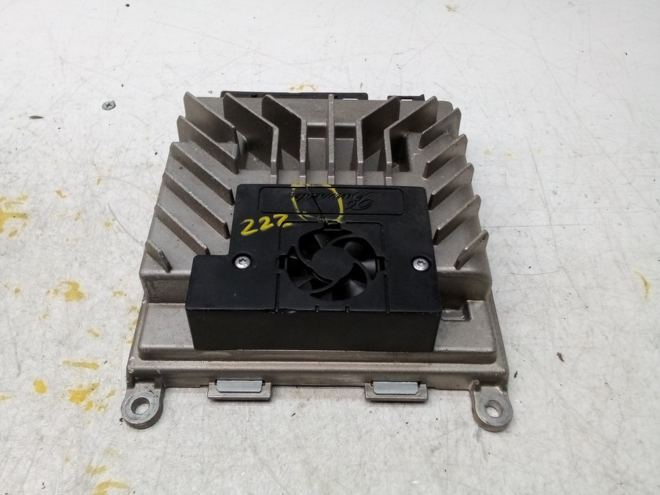 MERCEDES BENZ S-CLASS W222 PREMIUM SOUND SYSTEM AMPLIFIER A2229006514 FM00801