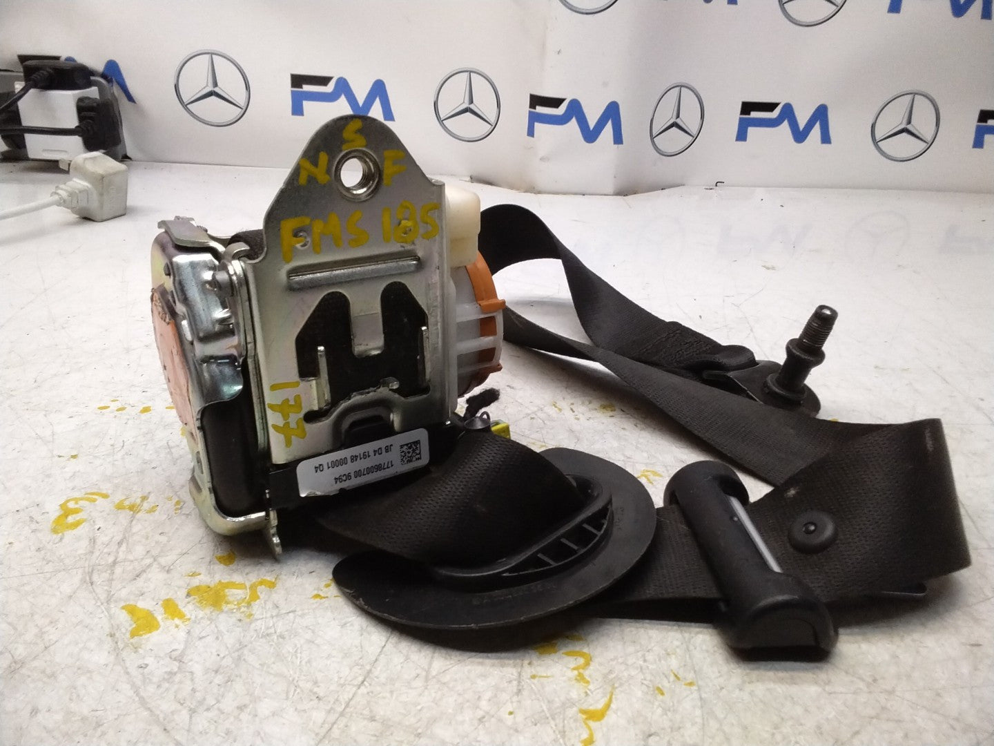 MERCEDES A CLASS  FRONT LEFT SEAT BELT WITH PRETENSIONER A1778600700 FMS185 NSF
