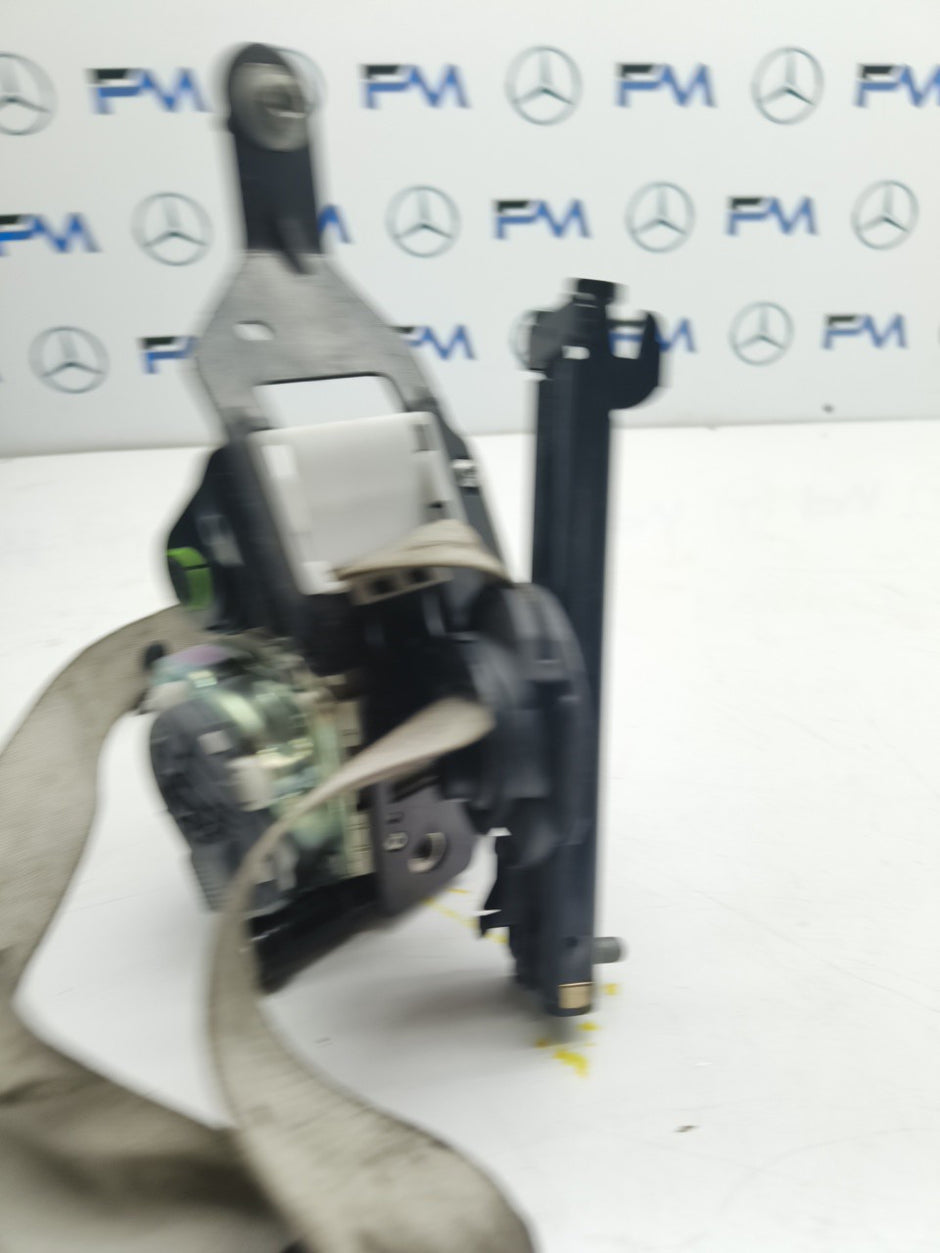 MERCEDES E CLASS W212 SEAT BELT FRONT LEFT PASSENGER SIDE A2128600786 FMS26 NSF