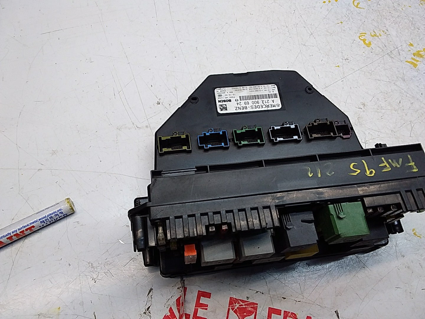 Mercedes E-CLASS W212 Fuse  Box RELAY A2129006924 FMF95