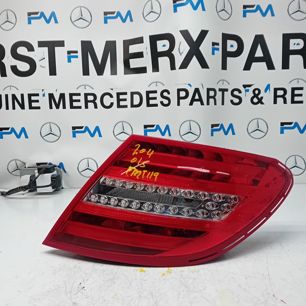 MERCEDES C-CLASS W204 DRIVER SIDE OS REAR TAIL LIGHT A2048205864 2011 FMT119