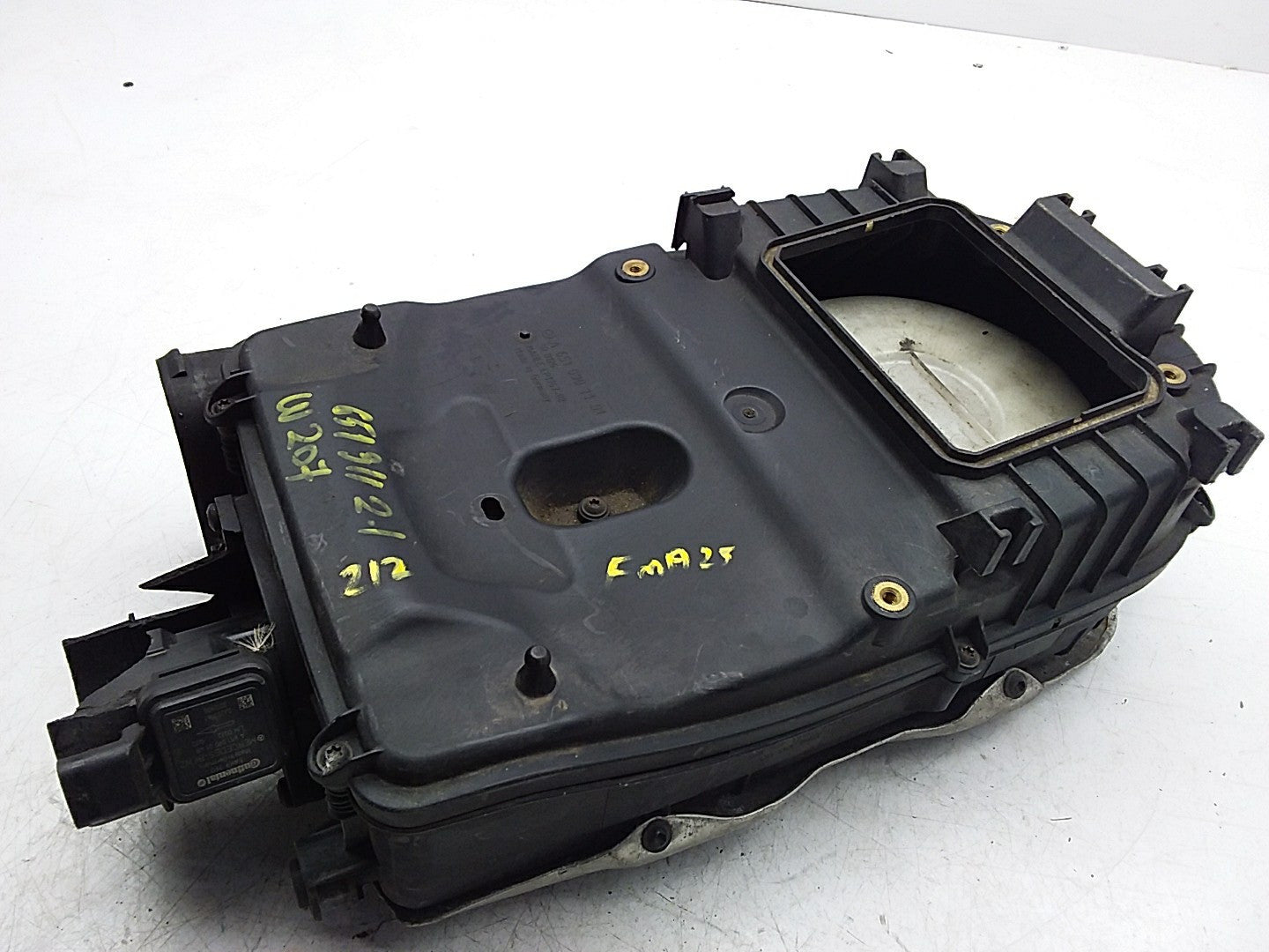 MERCEDES BENZ E-CLASS W207 2010 AIR FILTER CLEANER BOX 2.1 D A6510901101 FMA25