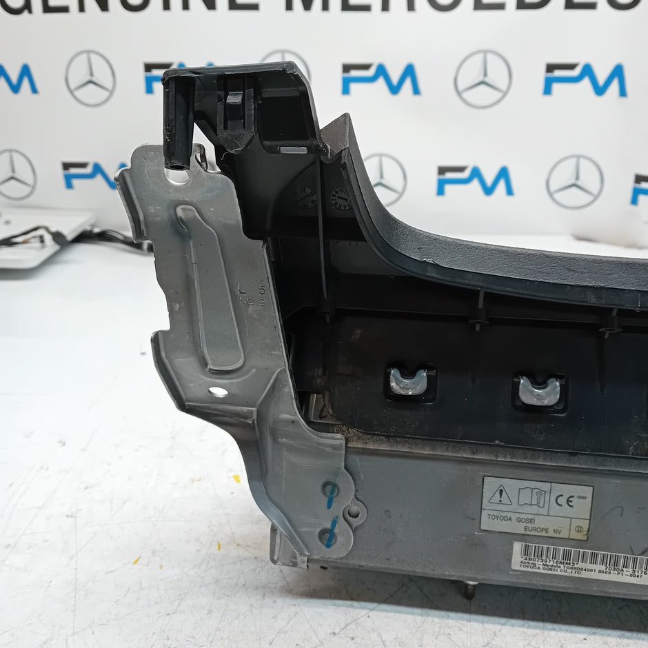 MITSUBISHI OUTLANDER MK3 KNEE AIR SRS BAG RIGHT DRIVER SIDE 7030A-31753 FM00991