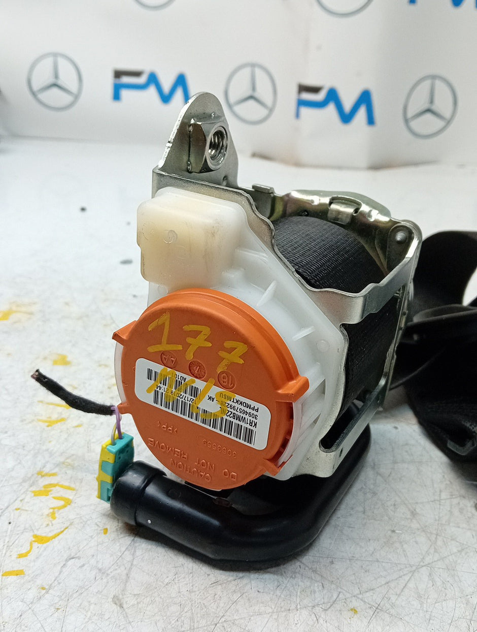 MERCEDES A CLASS  FRONT LEFT SEAT BELT WITH PRETENSIONER A1778600700 FMS67 NSF