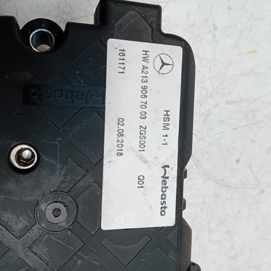MERCEDES BENZ E-CLASS W213 2018 SUNROOF MOTOR  A2139067003 FM00934