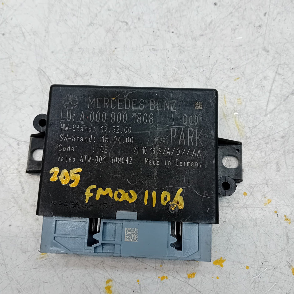 MERCEDES C-CLASS PARKING SENSOR CONTROL MODULE W205 A0009001808 FM001106