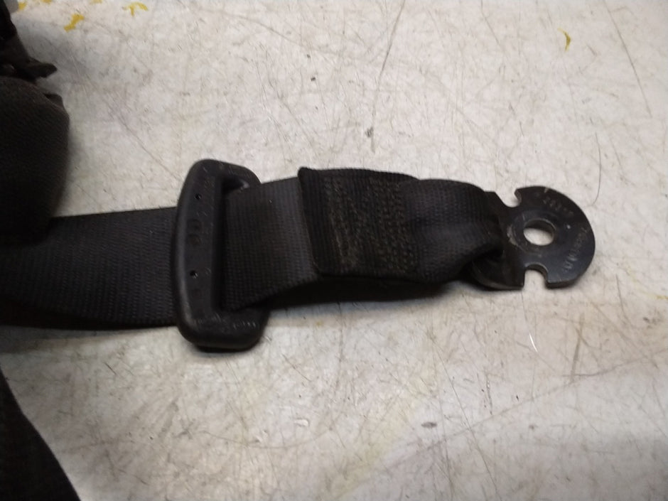 MERCEDES A CLASS W176 REAR L / R SIDE SEAT BELT A1768602385 FMS169 NSR OSR