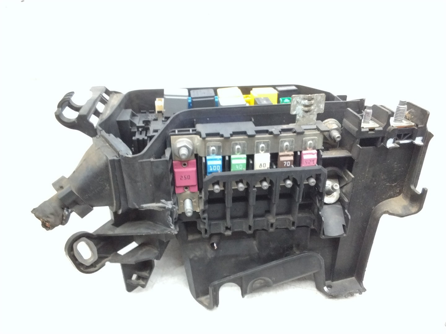 MERCEDES BENZ B-CLASS FUSE RELAY  BOX A2469980601  FMF172