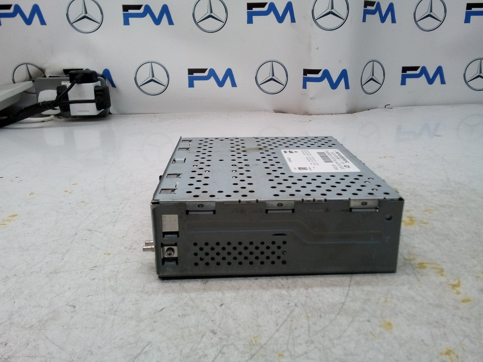 Mercedes GLC E S Class Radio Tuner Box W253 W222 W213 14-21 A2229008911 FM00786