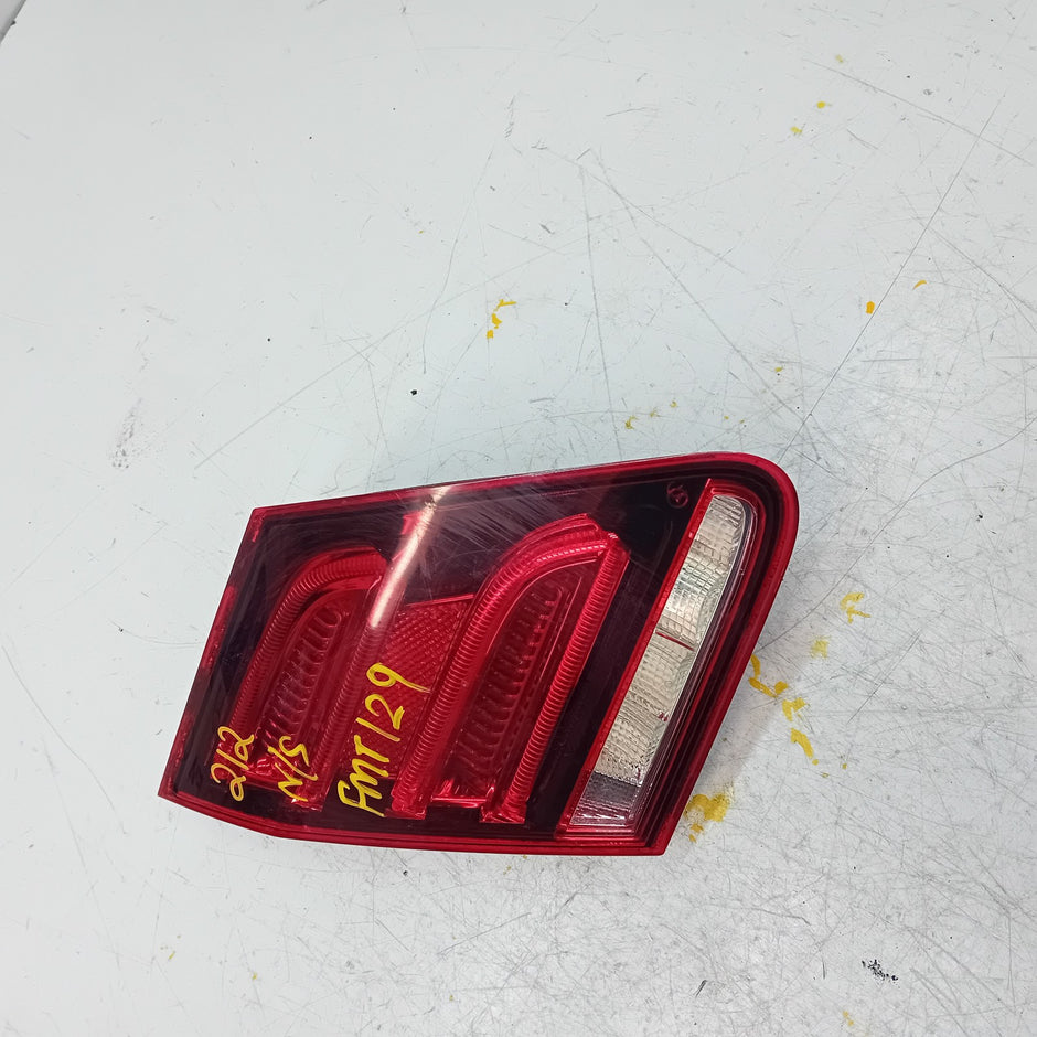 MERCEDES E-CLASS W212 PASSENGER SIDE NS REAR TAIL LIGHT 2011 FMT129